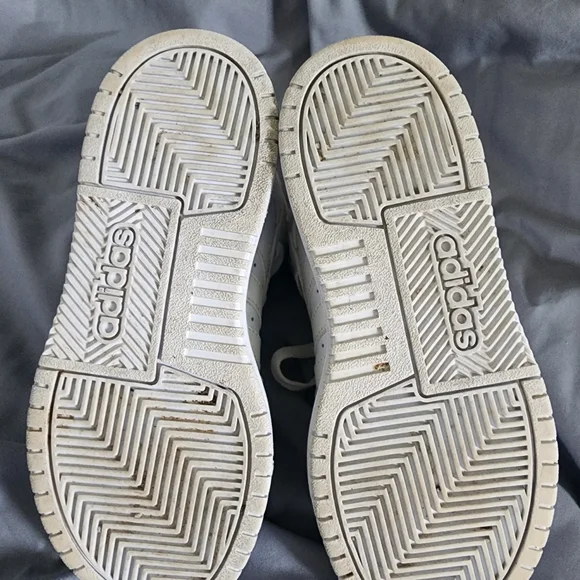 Adidas hightops - Picture 8 of 8